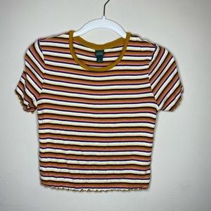 womens striped ribbed crop top!